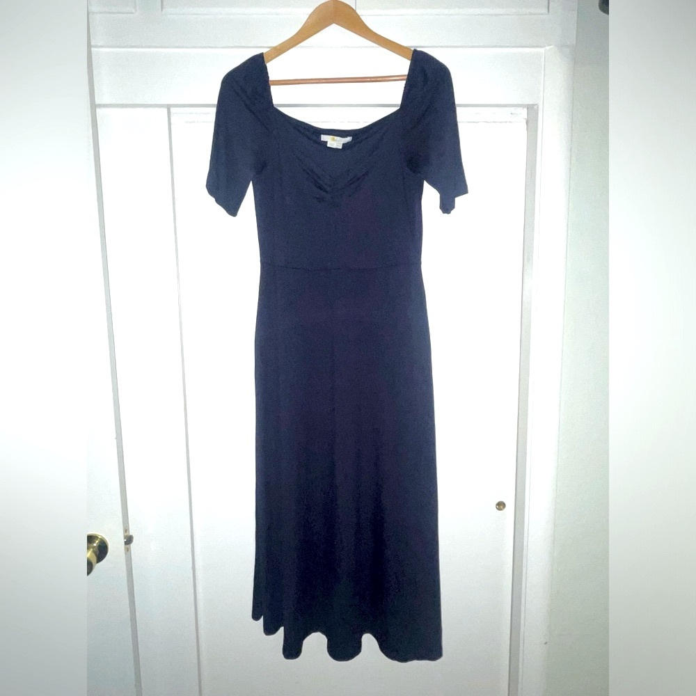Boden midi jersey dress with pockets. Size 6. Navy blue.